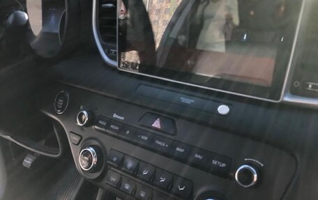 KIA Sportage IV рестайлинг, 2020 год, 2 000 000 рублей, 9 фотография