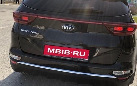 KIA Sportage IV рестайлинг, 2020 год, 2 000 000 рублей, 8 фотография
