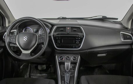 Suzuki SX4 II рестайлинг, 2018 год, 1 850 000 рублей, 13 фотография