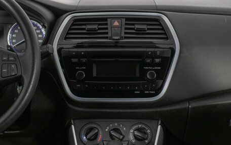 Suzuki SX4 II рестайлинг, 2018 год, 1 850 000 рублей, 14 фотография