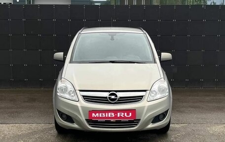Opel Zafira C рестайлинг, 2011 год, 745 000 рублей, 2 фотография