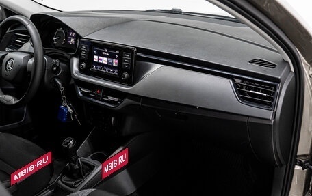Skoda Rapid II, 2021 год, 1 370 000 рублей, 14 фотография