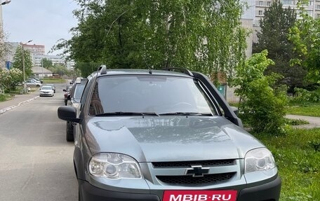 Chevrolet Niva I рестайлинг, 2014 год, 595 000 рублей, 4 фотография
