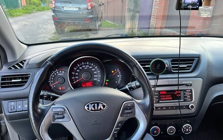 KIA Rio III рестайлинг, 2016 год, 1 000 000 рублей, 18 фотография