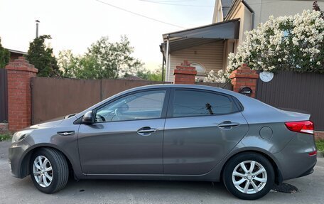 KIA Rio III рестайлинг, 2016 год, 1 000 000 рублей, 10 фотография