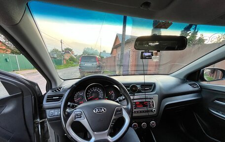 KIA Rio III рестайлинг, 2016 год, 1 000 000 рублей, 17 фотография