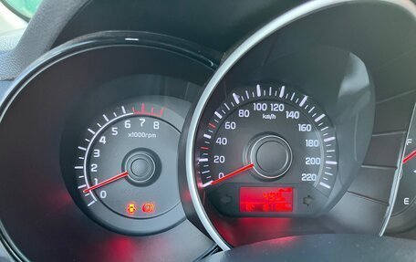 KIA Rio III рестайлинг, 2016 год, 1 000 000 рублей, 20 фотография