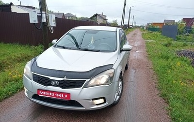 KIA cee'd I рестайлинг, 2011 год, 800 000 рублей, 1 фотография