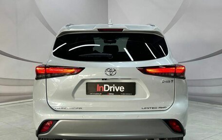Toyota Highlander, 2024 год, 6 050 000 рублей, 5 фотография