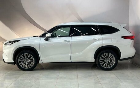 Toyota Highlander, 2024 год, 6 050 000 рублей, 7 фотография