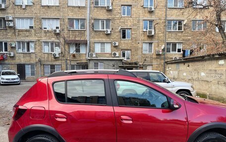 Renault Sandero II рестайлинг, 2017 год, 900 000 рублей, 3 фотография