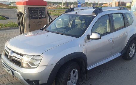 Renault Duster I рестайлинг, 2017 год, 1 300 000 рублей, 2 фотография