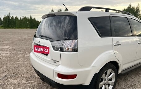 Mitsubishi Outlander III рестайлинг 3, 2011 год, 1 299 000 рублей, 3 фотография