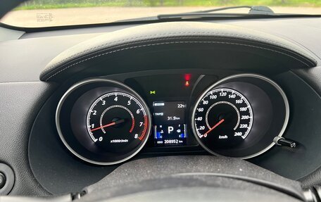 Mitsubishi Outlander III рестайлинг 3, 2011 год, 1 299 000 рублей, 10 фотография