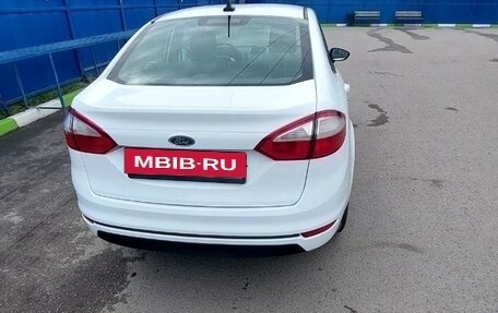 Ford Fiesta, 2016 год, 1 070 000 рублей, 2 фотография