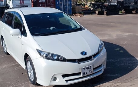 Toyota Wish II, 2011 год, 1 560 000 рублей, 4 фотография