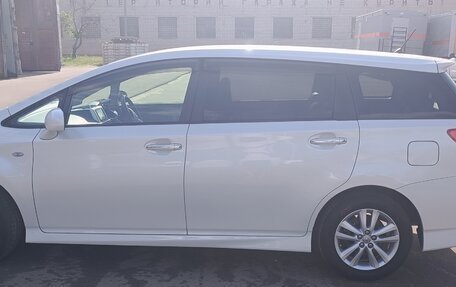 Toyota Wish II, 2011 год, 1 560 000 рублей, 24 фотография