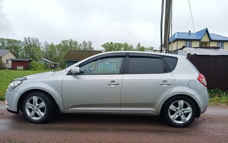 KIA cee'd I рестайлинг, 2011 год, 800 000 рублей, 3 фотография