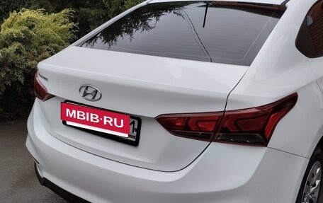 Hyundai Solaris II рестайлинг, 2018 год, 981 000 рублей, 5 фотография