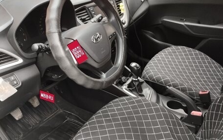 Hyundai Solaris II рестайлинг, 2018 год, 981 000 рублей, 7 фотография