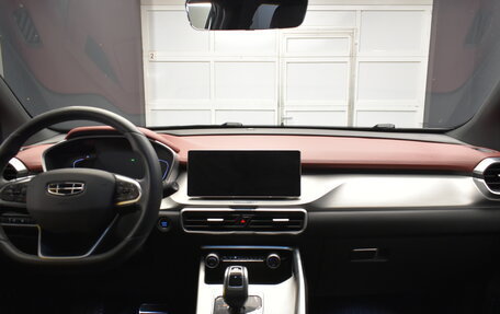Geely Coolray I, 2022 год, 1 820 000 рублей, 10 фотография