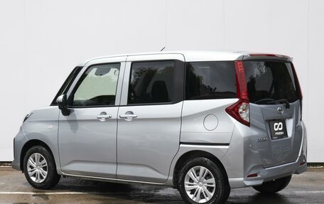 Toyota Roomy I, 2021 год, 1 359 000 рублей, 2 фотография