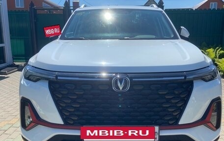 Changan CS35 Plus, 2023 год, 2 370 000 рублей, 4 фотография