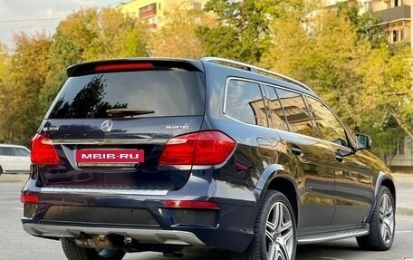 Mercedes-Benz GL-Класс, 2015 год, 2 600 000 рублей, 3 фотография