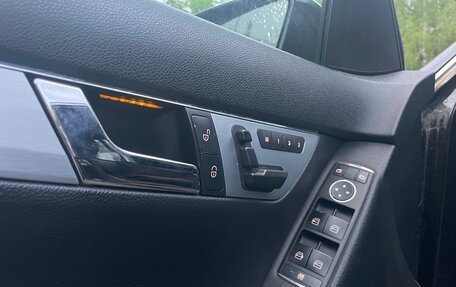 Mercedes-Benz C-Класс, 2009 год, 900 000 рублей, 9 фотография