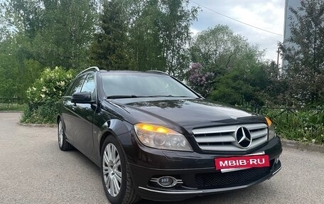 Mercedes-Benz C-Класс, 2009 год, 900 000 рублей, 3 фотография