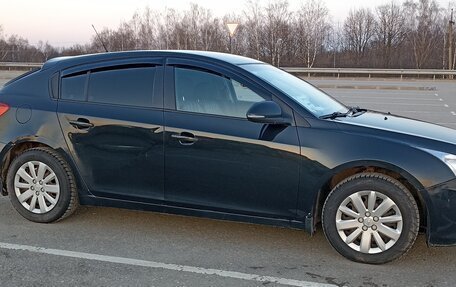 Chevrolet Cruze II, 2013 год, 690 000 рублей, 3 фотография