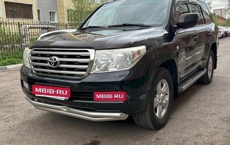 Toyota Land Cruiser 200, 2010 год, 3 469 000 рублей, 2 фотография
