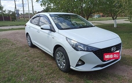 Hyundai Solaris II рестайлинг, 2020 год, 1 450 000 рублей, 3 фотография