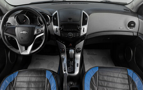 Chevrolet Cruze II, 2013 год, 749 000 рублей, 10 фотография