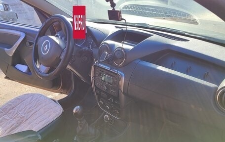 Renault Duster I рестайлинг, 2012 год, 800 000 рублей, 2 фотография