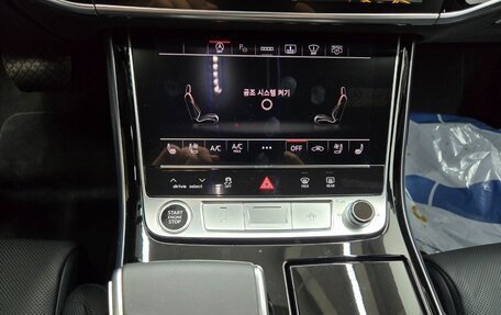 Audi A8, 2022 год, 6 350 000 рублей, 6 фотография