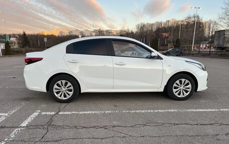 KIA Rio IV, 2020 год, 1 317 000 рублей, 6 фотография