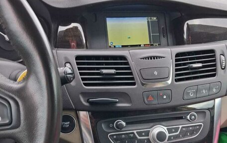 Renault Latitude I, 2011 год, 960 000 рублей, 13 фотография