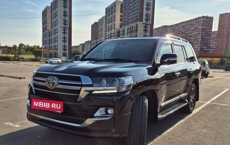 Toyota Land Cruiser 200, 2020 год, 8 500 000 рублей, 4 фотография