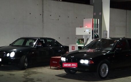 Mercedes-Benz E-Класс, 1998 год, 410 000 рублей, 11 фотография