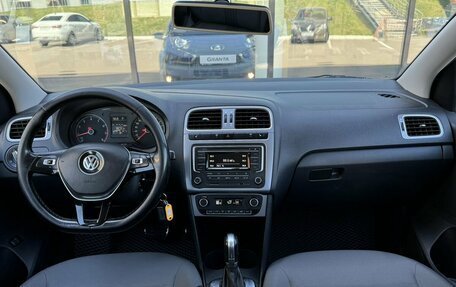 Volkswagen Polo VI (EU Market), 2016 год, 925 600 рублей, 7 фотография