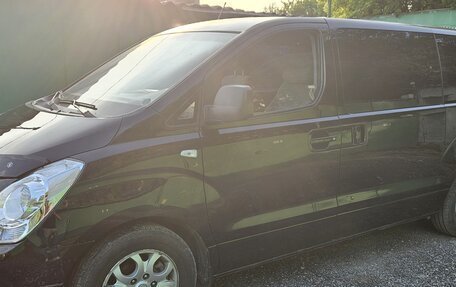 Hyundai H-1 II рестайлинг, 2008 год, 1 333 333 рублей, 9 фотография
