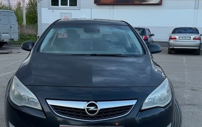 Opel Astra J, 2011 год, 870 000 рублей, 1 фотография