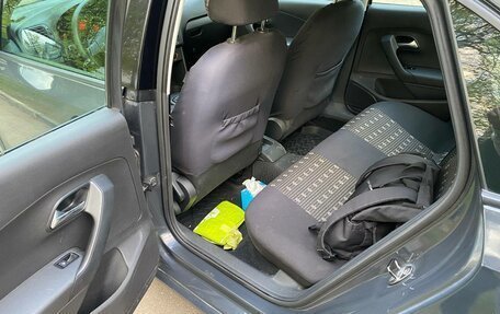 Volkswagen Polo VI (EU Market), 2011 год, 850 000 рублей, 17 фотография