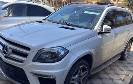 Mercedes-Benz GL-Класс, 2014 год, 3 500 000 рублей, 5 фотография