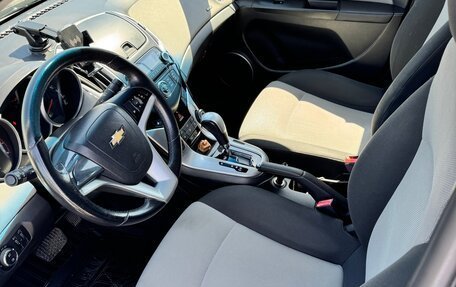 Chevrolet Cruze II, 2013 год, 880 000 рублей, 8 фотография