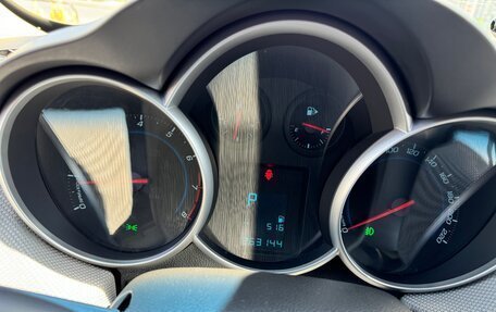 Chevrolet Cruze II, 2013 год, 880 000 рублей, 9 фотография