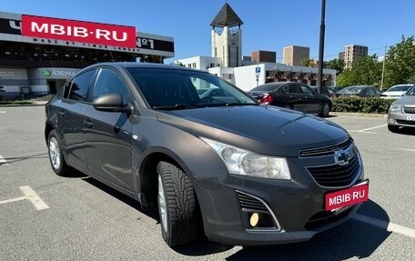 Chevrolet Cruze II, 2013 год, 880 000 рублей, 3 фотография