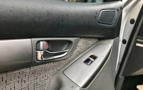 Toyota Land Cruiser Prado 120 рестайлинг, 2002 год, 1 450 000 рублей, 17 фотография