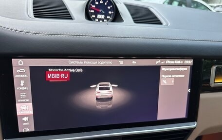 Porsche Cayenne III, 2021 год, 10 999 000 рублей, 11 фотография